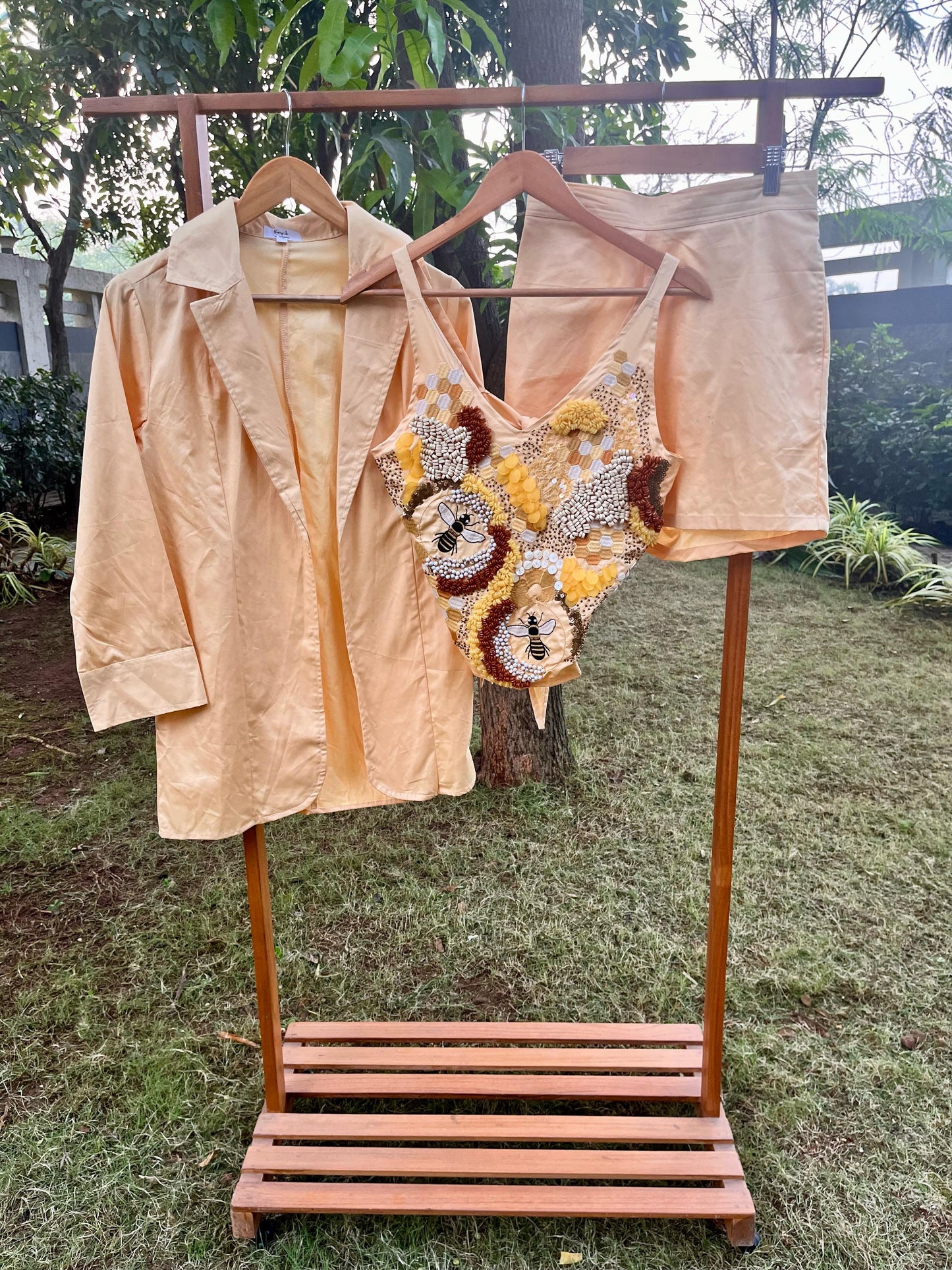 Honey Bee : The Knot Set