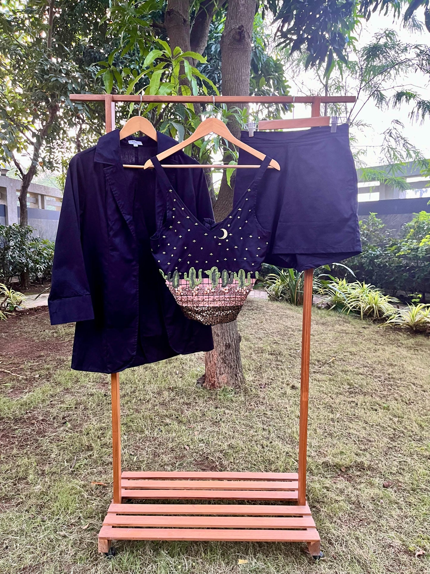 Black Cacti Tie Knot Set