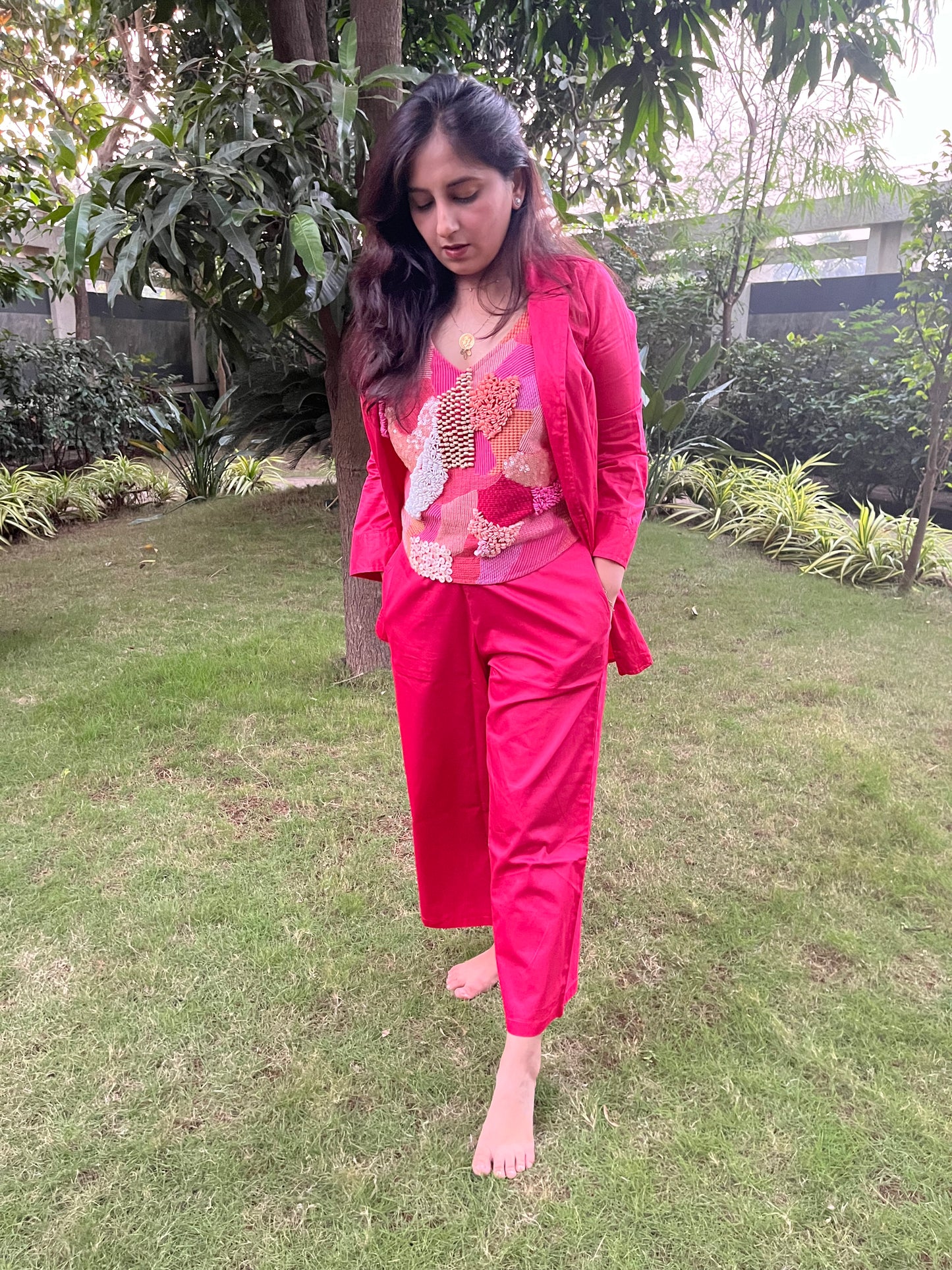 Abstract : The Knot Set